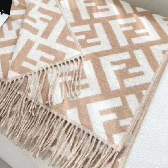 Fendi Cashmere Scarf - Picture 6 of 6